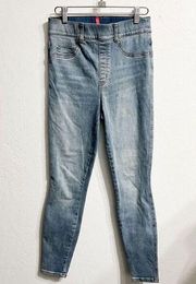 Spanx Women’s Stretch Skinny Light Wash Pull On Denim Jeans Size Small Night Out