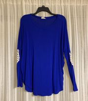 Sz large blouse by