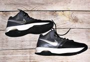 Nike  Womens Air Visi Pro 5 shoes sz 7.5 Black and Gray