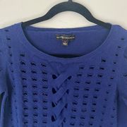 Rock & Republic Women’s Hole Knit Distressed Blue Sweater, sz Medium 🕶️