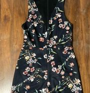 Kendall & Kylie Floral Navy Blue romper Small