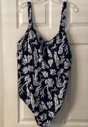 Kensie Women’s Swimsuit size 3X brand new with tags navy blue and white design