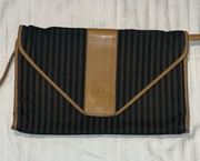 Crossbody envelope bag w/ replacement strap