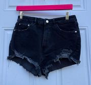 black high rise denim shorts 🖤