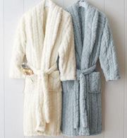 Pottery Barn Unisex Plush Cable Robe Ivory Size Medium NWT