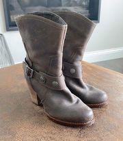 Bellamy 1955 Heeled Boot / Size 7 / NWOT