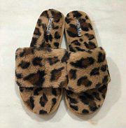 Cushionaire‎ faux fur slides