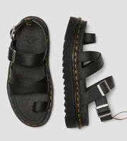 AVRY HYDRO LEATHER STRAP SANDALS