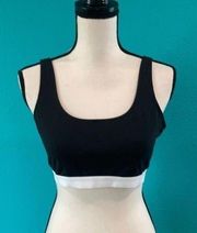 ⭐️ Hanes wireless black bra in size 2XL