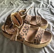 Universal Thread Cheetah Print Platforms