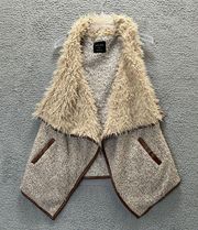 Love Tree Sweater Vest Women Large Faux Fur Sherpa Wool Open Drape Front Pockets