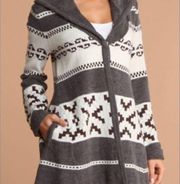 WILLOW & Clay Tribal Print Wool Bell Shape Sweater medium