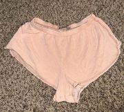 pull and bear pink shorts