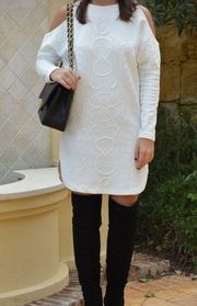 White Jacquard Cold Shoulder
Long Sleeve Sweater Dress Size: M