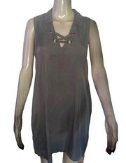 Monteau sleeveless lace up dress