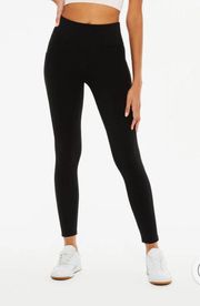 Aero Black Leggings