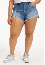 NWT GOOD AMERICAN GOOD CURVE DENIM SHORTS BLUE