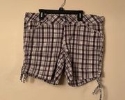 EUC Women’s Size 15 White and Purple Checkered Shorts