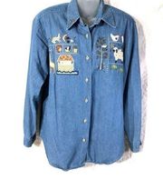 Chambray long sleeve shirt button up appliqué EUC cottagecore granny core farm