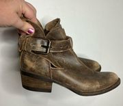 Very Volatile Los Angeles distressed leather boots size 7