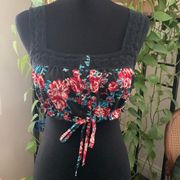 Band of Gypsies Lottie & Holly Black Multi Floral & Crochet Crop Top - M