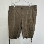 Caslon Bermuda cargo shorts size 18W