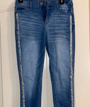 Tinsletown Light Wash Jeans