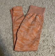 AYBL  orange peach camo seamless butt scrunch leggings size small