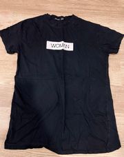 Women  box logo tee “women” size 12