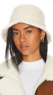 NWT Revolve Lack of Color Faux Shearling Teddy Ivory Bucket Hat M/L