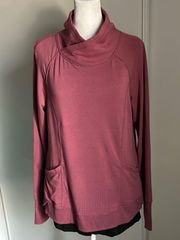 Yogalicious Women’s Lightweight Mock Neck Pullover Sweatshirt in Crushed Berry