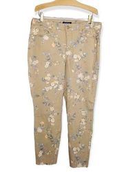 Bandolino Floral Lisbeth Crop Jeans Size 6