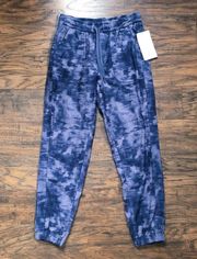 Athleta • Farallon printed jogger pant tie dye Medieval Violet purple knit