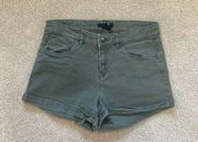 ⭐️ H&M green jean shorts in size 4