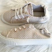 Women’s Woven Casual Slip On Sneaker Size 7.5 NEW Tan Rattan Shoes