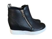 Journee Collection Pennelope Black Wedge Sneaker Size 6