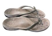 VIONIC Toe post champagne Bella flip flop comfort sandals Size 9