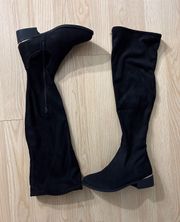 NWOT  Size 6 Black Suede Boots