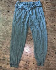 Mustard Seed olive green tie waist M flowy boho joggers