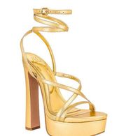 REVOLVE- J Lo Jenny Sandal in Gold Size 6.