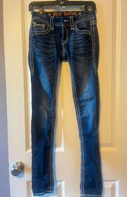 size 25 Jasna Skinny.