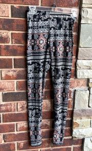 Black White Peach Elephant/Designs Leggings Jr S/M