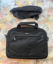 Basics 11.6” laptop case