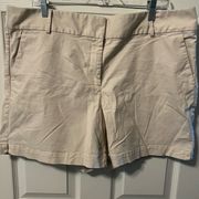 Loft Ladies Cream Colored 4 Pocket Chino Shorts Size 16