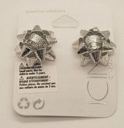 Icing Sensitive Solutions Pierced Silver Sparkly Gift Bow Christmas Earrings