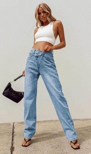 Princess Polly HOLLY ASYMMETRIC STRAIGHT LEG JEAN LIGHT WASH DENIM LOWER IMPACT