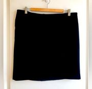 AKRIS PUNTO X BERGDORF GOODMAN Size 12 Black Velvet Front Mini Skirt Classic