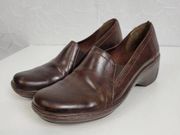 Clarks Womens Shoes Size 7.5 Brown Leather Wedge Heel Slip On Loafer 71809
