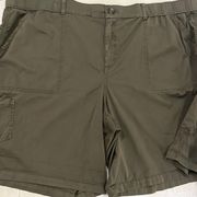 Women Bermuda Shorts 24W Olive 🫒 Green