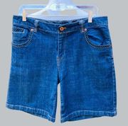 BILL BLASS LADIES STRECH BLUE DENIM 5 POCKET DESIGN BELT LOOPS SHORTS SIZE 12